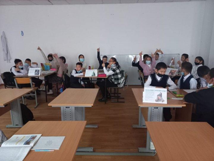 Желтоқсан айында #55 орта мектебінде "Тарих сабағында заманауи әдіс-тәсілдер арқылы диалогтық оқыту тезнологиясын тиімді пайдалану"