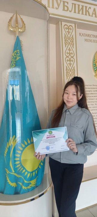 Жалпы білім беретін пәндер бойынша оқушылардың Республикалық олимпиаданың ІІ кезеңінде (қалалық) Қазақстан тарихы пәні бойынша ІІІ дәрежелі дипломмен, 10"Б" сынып оқушысы, Қиятбаева Әсемай марапатталды. Жетекшісі: Ормахаева К.Т.