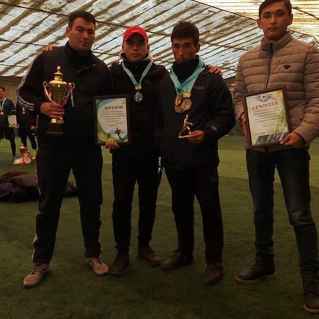 ҚАЗАҚСТАН РЕСПУБЛИКАСЫ ТӘУЕЛСІЗДІГІНІҢ 30 жылдығына орай Тараз қаласы бойынша ұстаздар мен басқа да қызметкерлер арасында болған кіші футболдан өткен жарыста 3 орын алған 55 орта мектеп  командасы марапатталды.