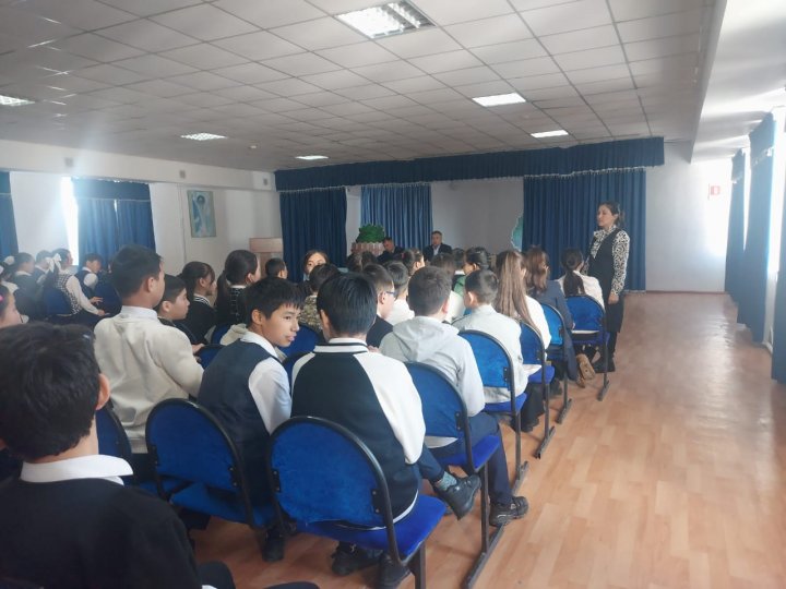 "Құқық бұзушылық және жасөспірім" мамандармен кездесу