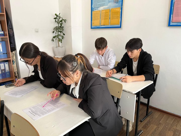 Білім алушылардың білім сапасының деңгейін анықтау мақсатында 9-11 сынып оқушылары арасында жалпы білім беретін пәндер бойынша Республикалық жалпы пәндер олимпиадасының мектепішілік кезеңі өткізілді.